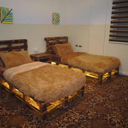 דירות וואדי מוסא Petra Wooden House מראה חיצוני תמונה
